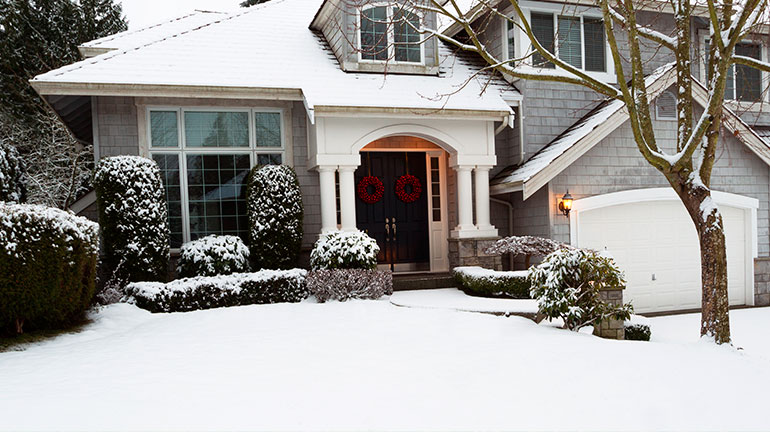 3 Effective Lawn Care Tips for This Winter in Richmond VA