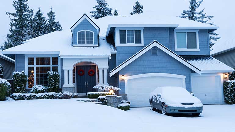 Pros and Cons of Having Snow in Your Landscape